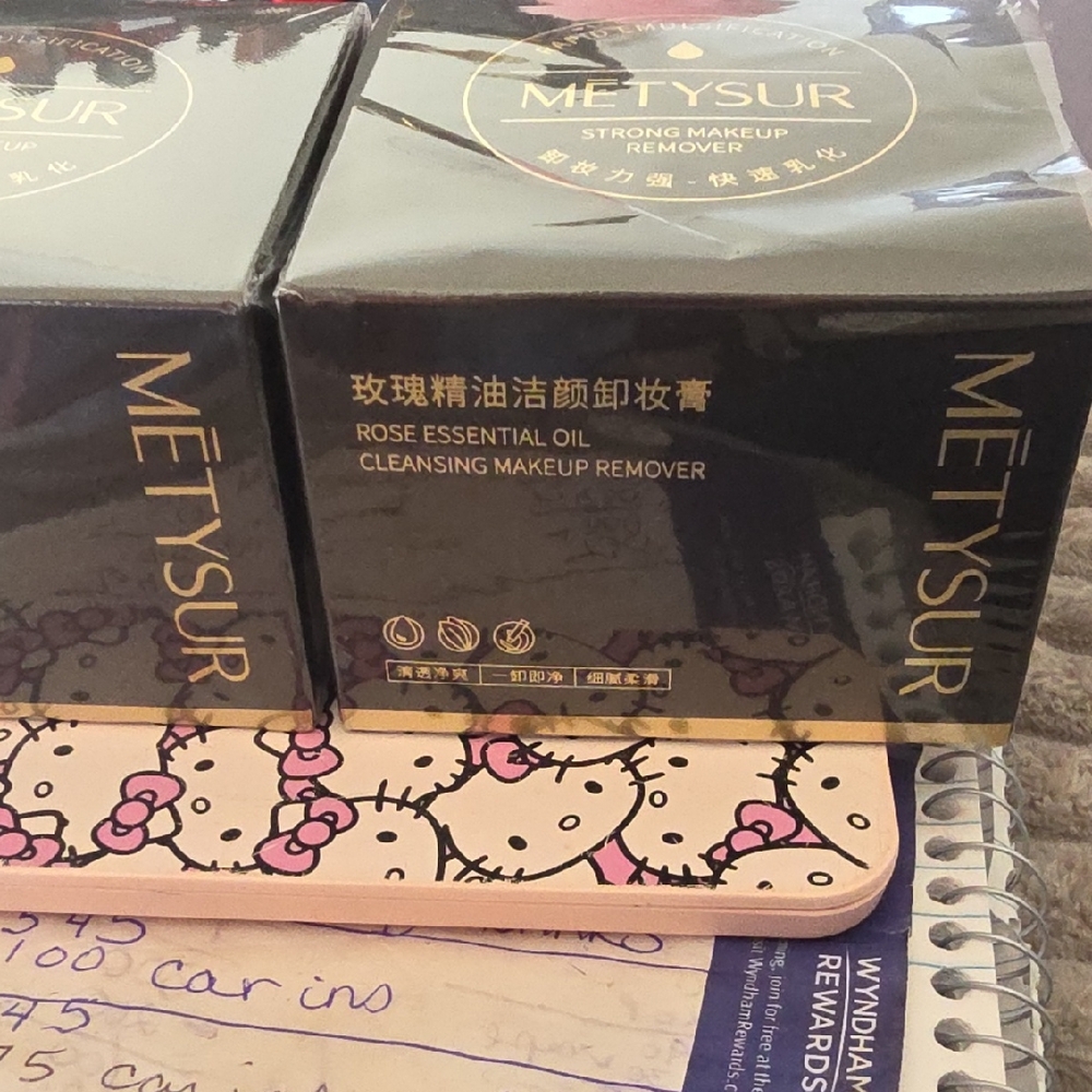 Strong Makeup Remover - Black